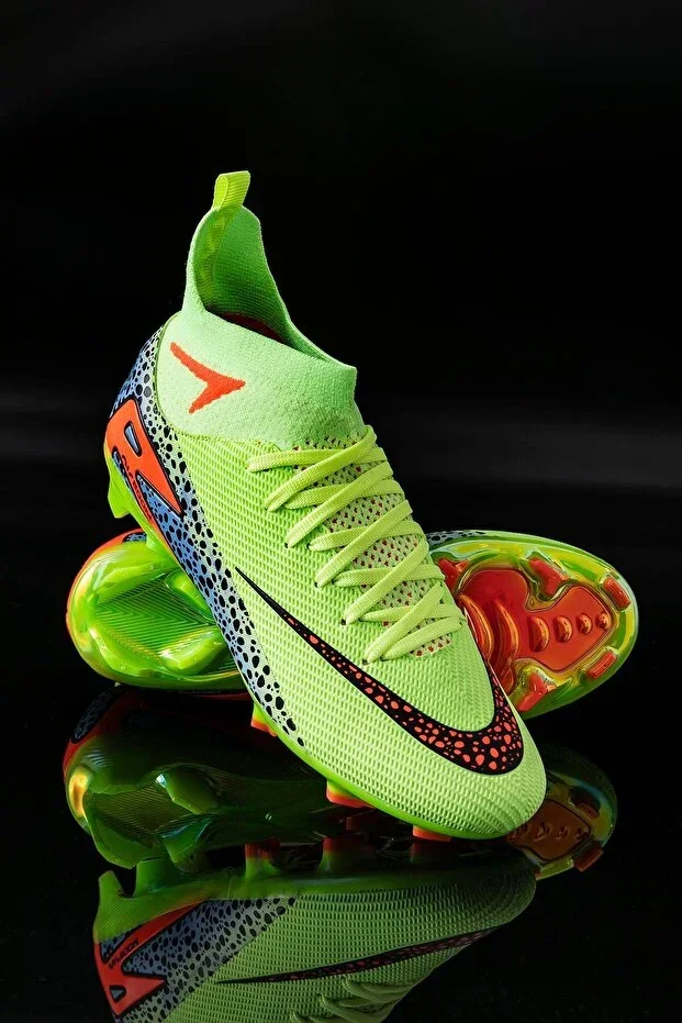 Men's Artificial Turf Cleats Imported Sole, Grass Field, Half-Sleeved, Ergonomic, Foot-Hugging, Flexible and Comf
