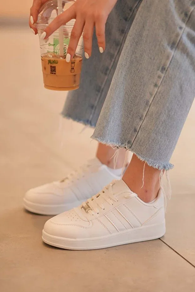 Women's White Sneaker Sports Shoe
