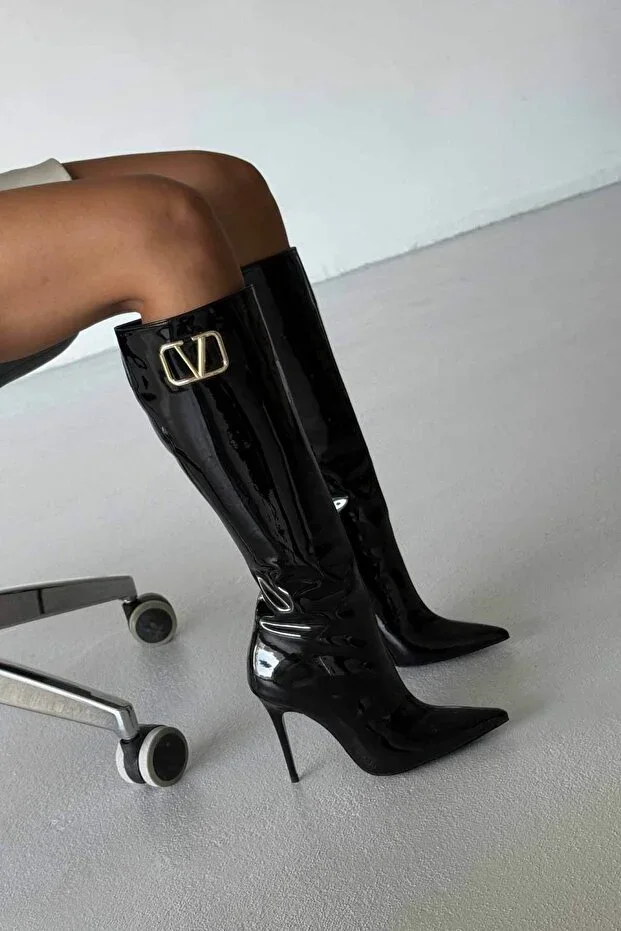Verla V Detailed BLACK PATENT