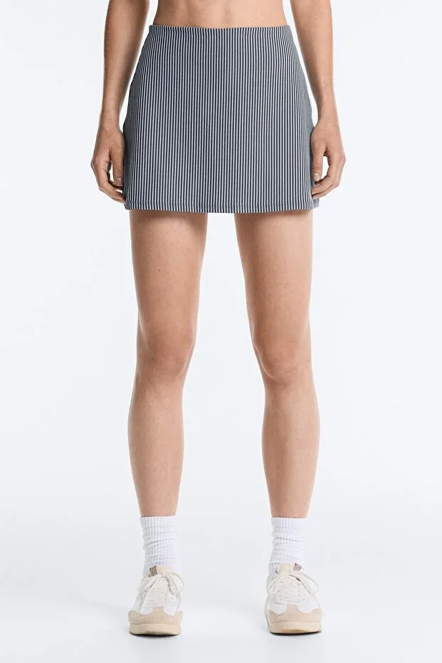 Evermove Striped High-Waisted Mini Skirt