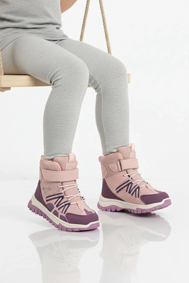 Powder Velcro Non-Slip Sole Girl's Boot Hilly P
