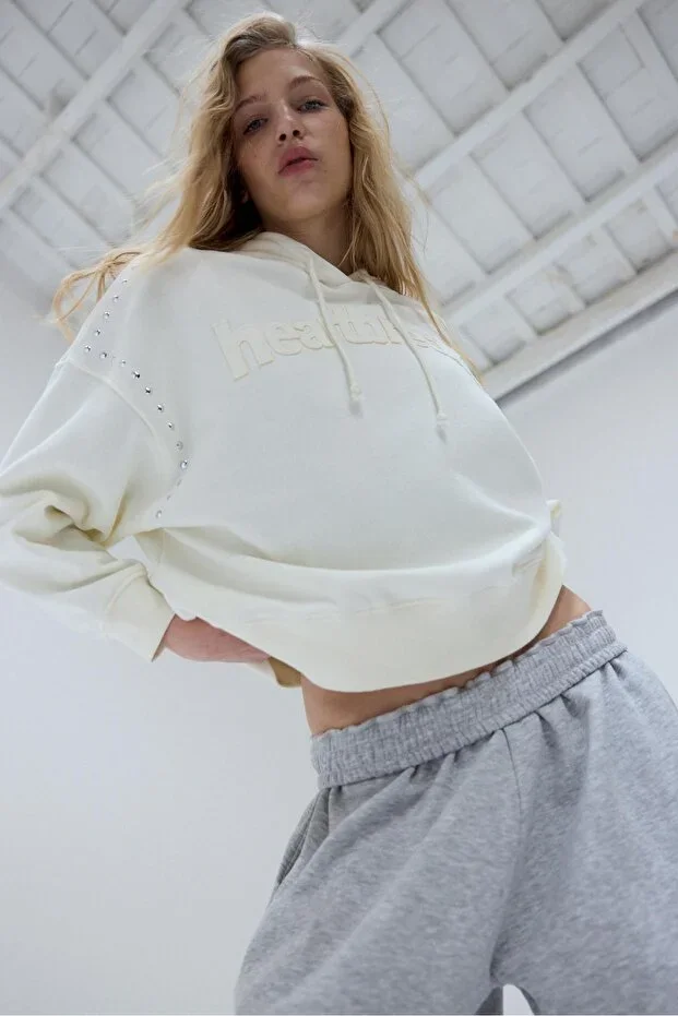Sweatshirt with stud details