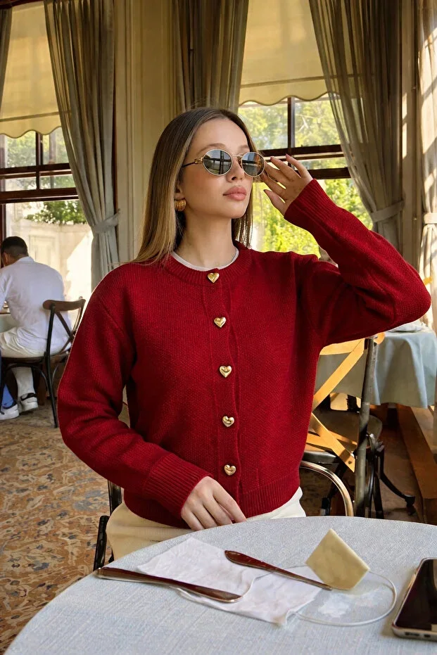 Heart Button Detailed Burgundy Knit Cardigan