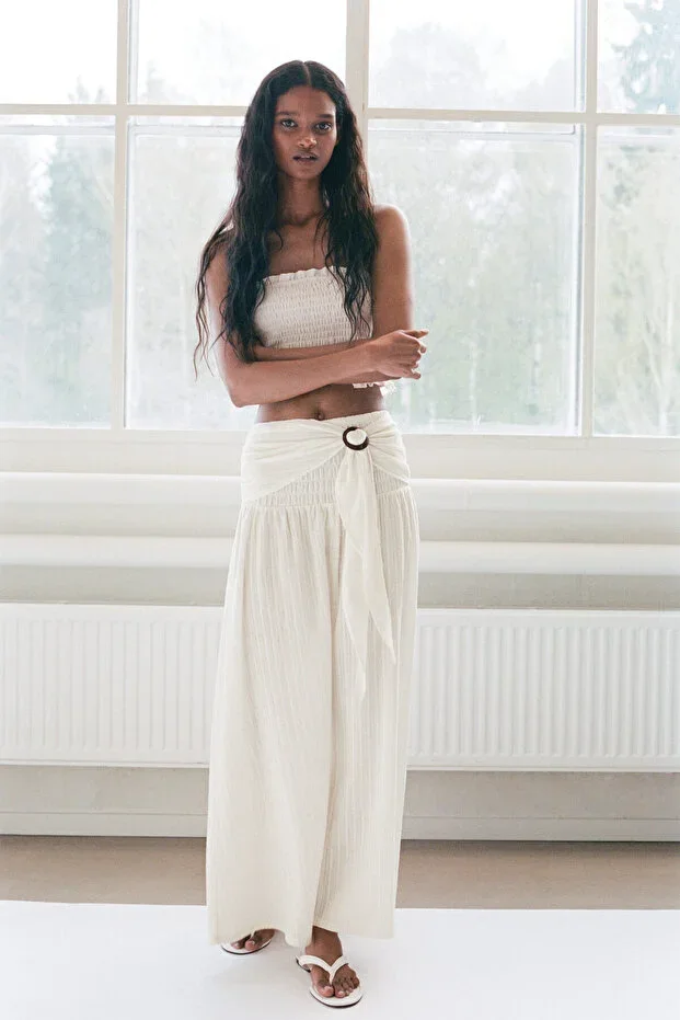 H&M Belted Krinkle Skirt