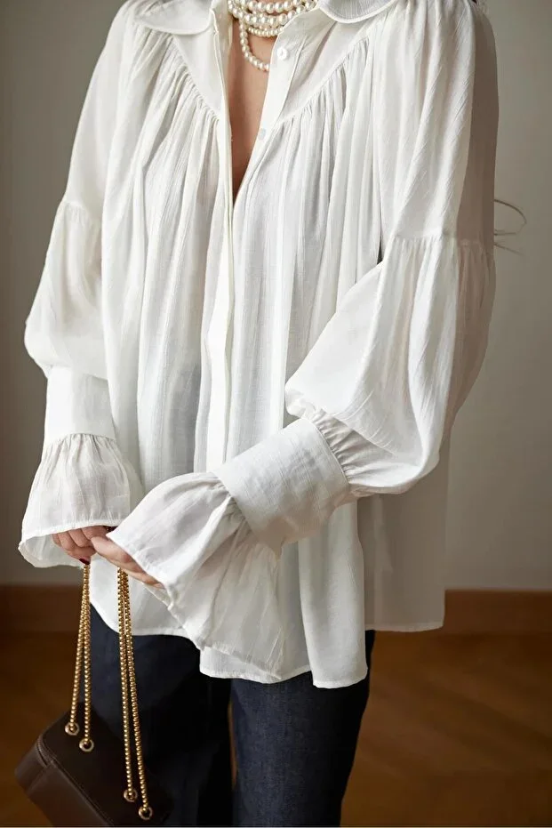 Genel Markalar White Shirring and Sleeve Detail Shirt very comfortable