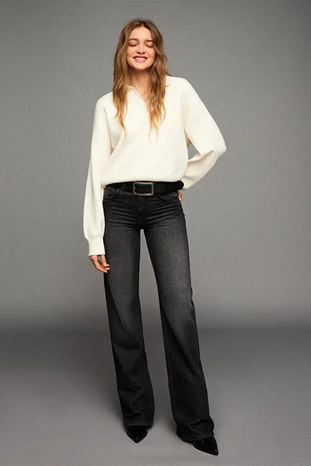 Bershka Wide leg straight fit high waist jeans