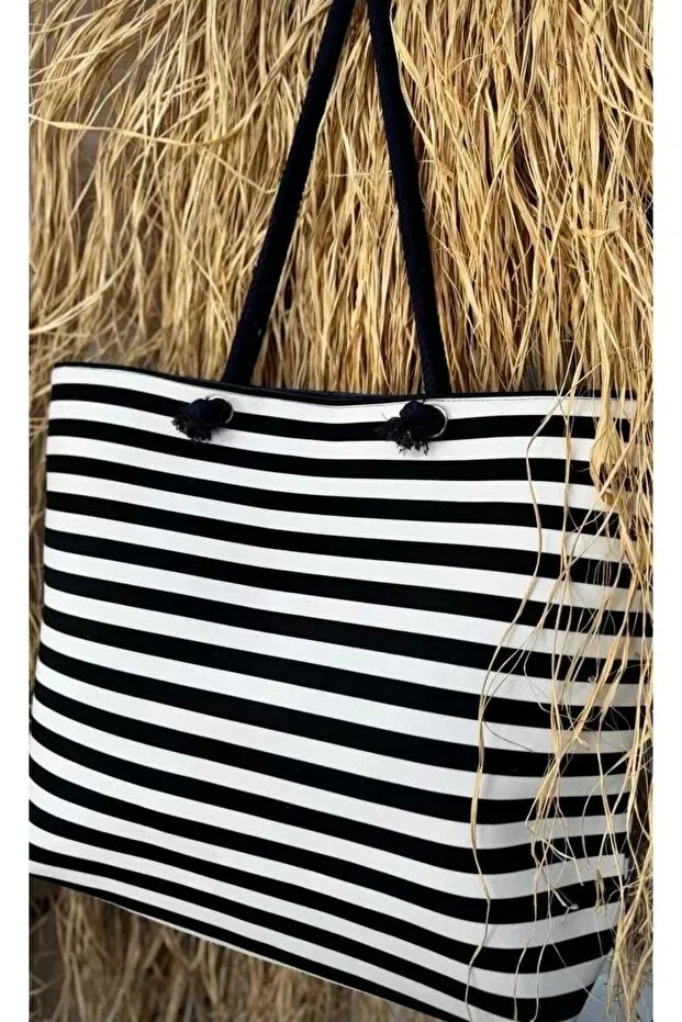 Women's Zippered Beach Bag