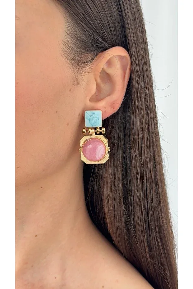 Special Series Bone Detail Double Square Design Gold Earring