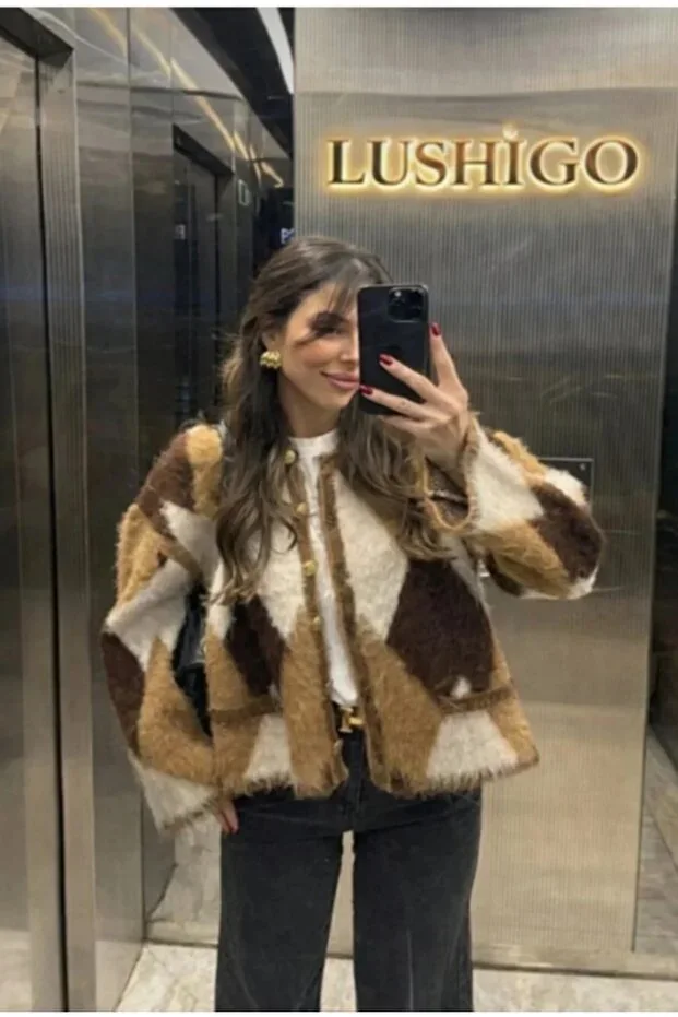 Women's Square Patterned Fringed Stylish Buttoned Fluffy Knit Lussi Cardigan