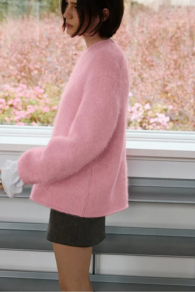 Pink crew neck sweater