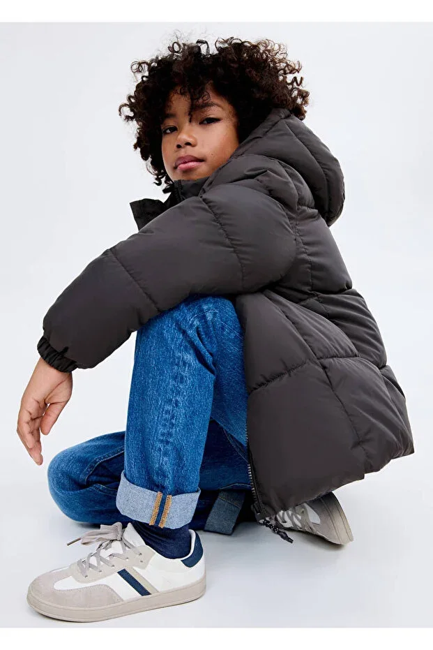 Hooded quilted anorak