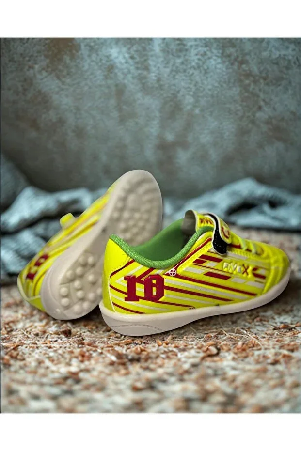 Velcro Patent Leather Kids Soccer Shoes Cleats