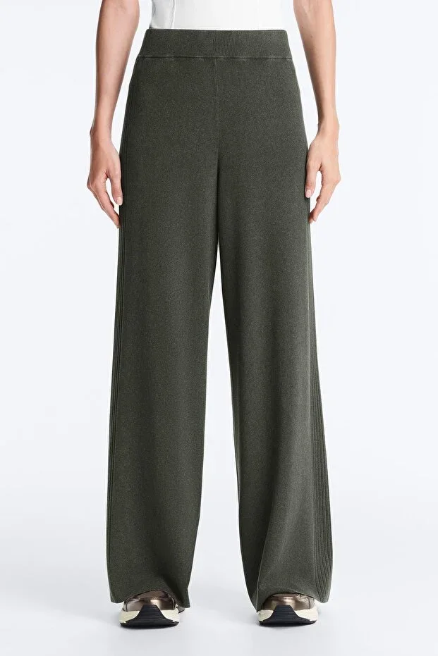 Oysho Ribbed Knit Straight Trousers