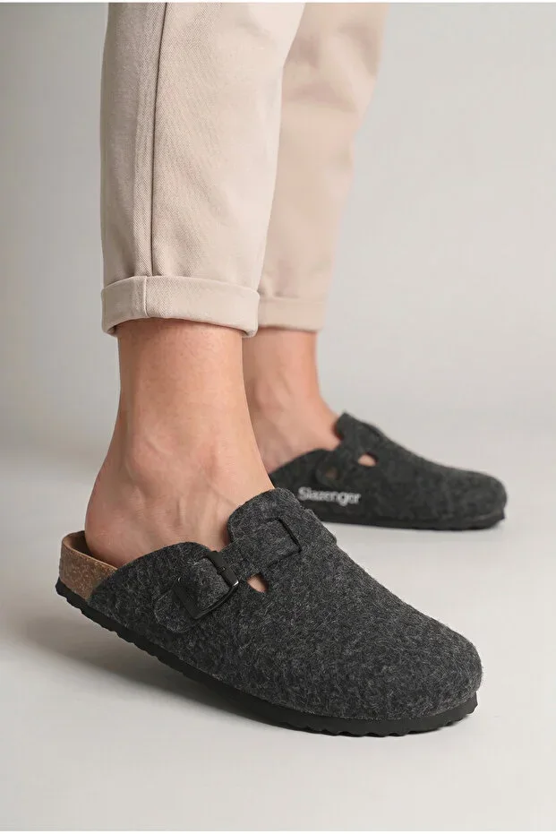 Slazenger Leo Women Men Unisex Felt House Slippers Smoke Dark Grey