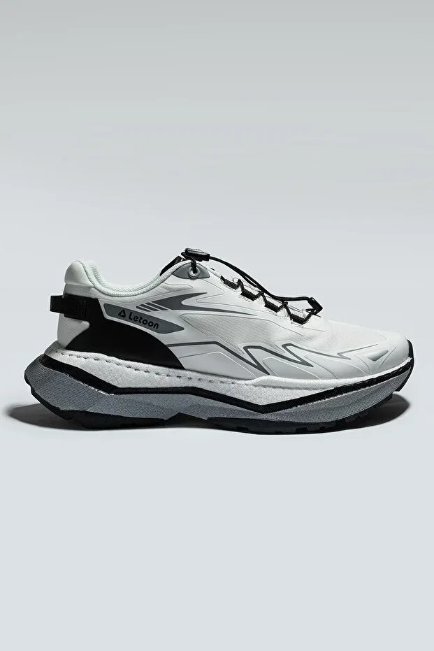 Lightweight Sole, Breathable, Comfortable Casual Sneaker