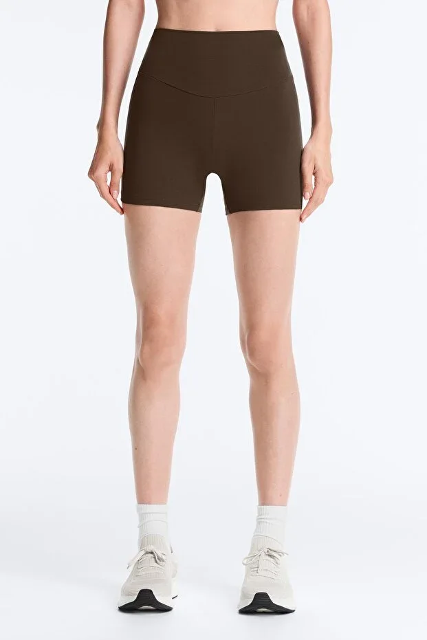 Oysho High rise Comfortlux 10 cm hot pant