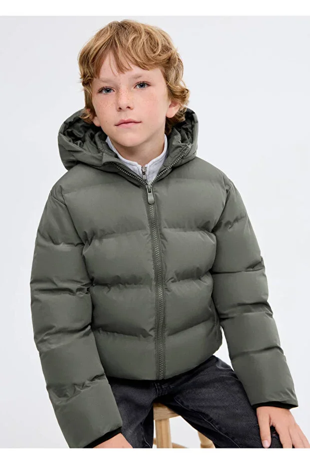 Hooded quilted anorak