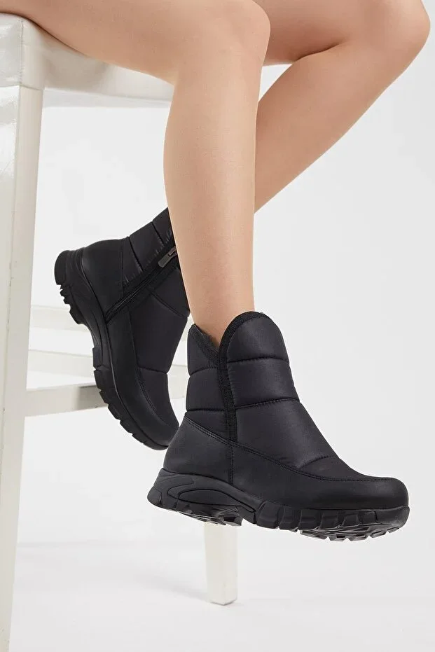 Black Waterproof Non-Slip Sole Snow Boots