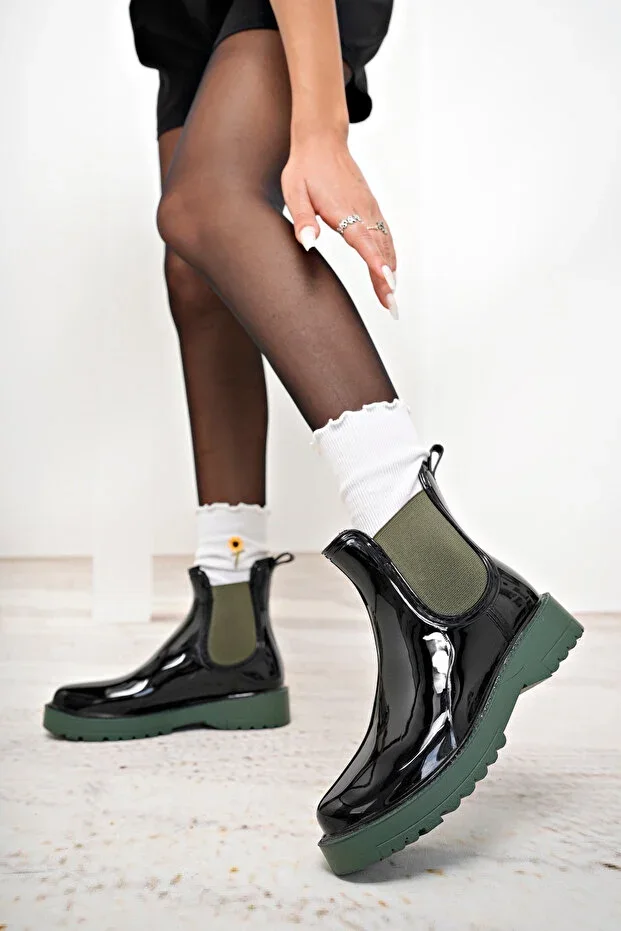 Drizzle Vigor Waterproof Elastic Non-Slip Lightweight Sole Women's Rain Boots