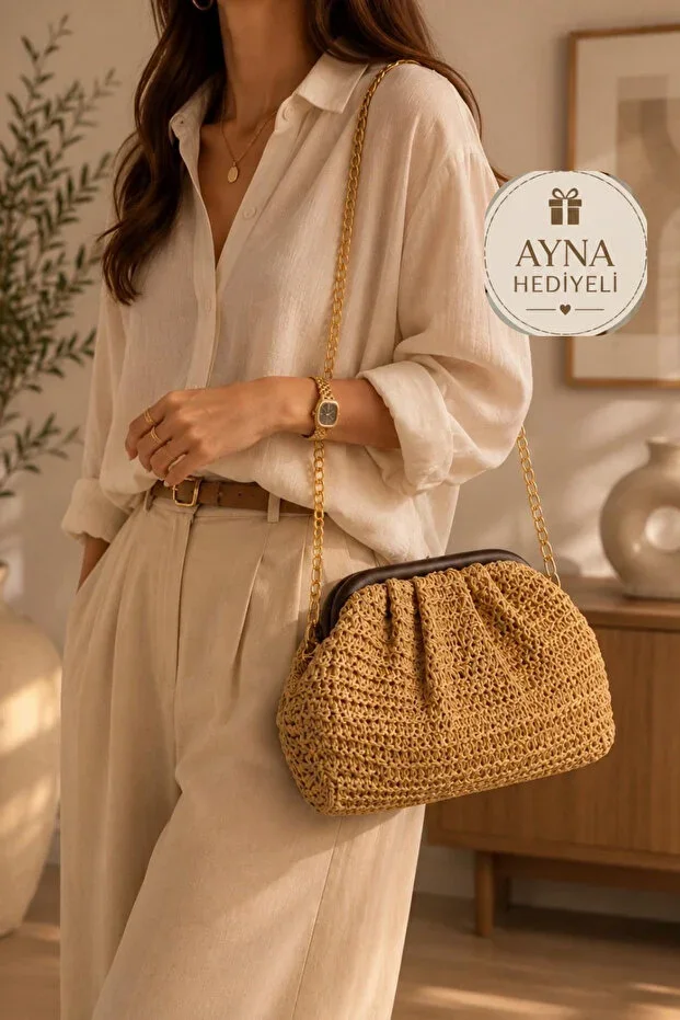 Sahara Straw - Woven Chain Strap Portfolio Bag - Lock Small Size Clutch