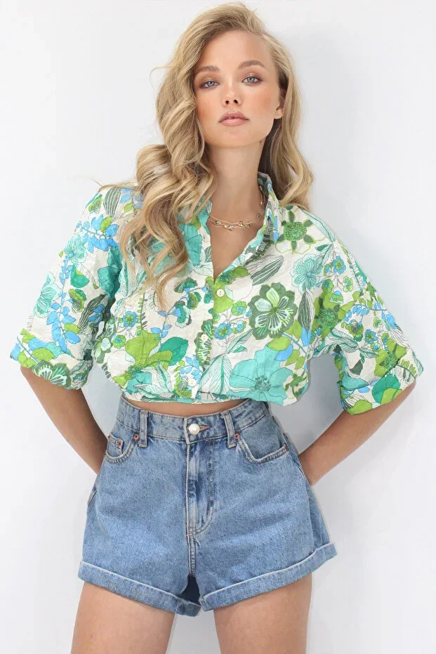 Women's Green Floral Print Double Sleeve Crop Shirt ALC-X14176