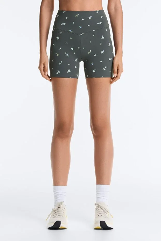 Oysho Evermove High Waist 10 cm Hot Pant