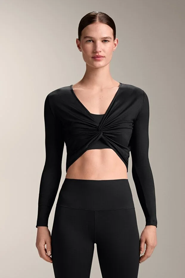 Oysho Long-sleeved T-shirt with knot detail in Lyocell blend