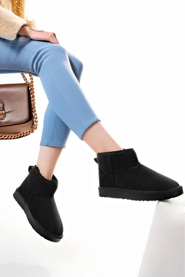 Furry half boot