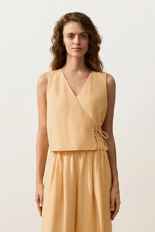 Oysho 100% Linen Tie Square Top