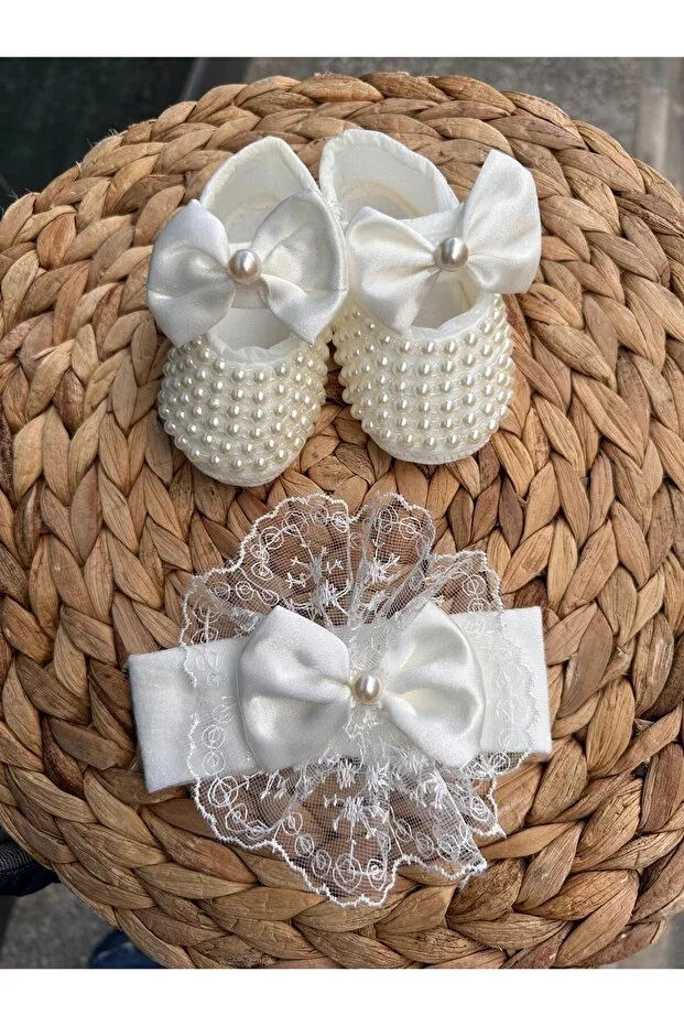 Baby Girl Bow Detail Shiny Pearl Booties Lace Bandana Set 10cm Gift Booties Luxury Velcro