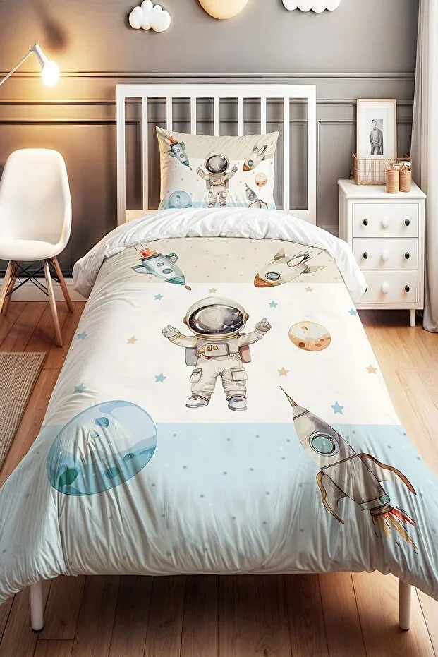 Blue Cream Fun Astronaut Pattern Single Child Duvet Cover Set