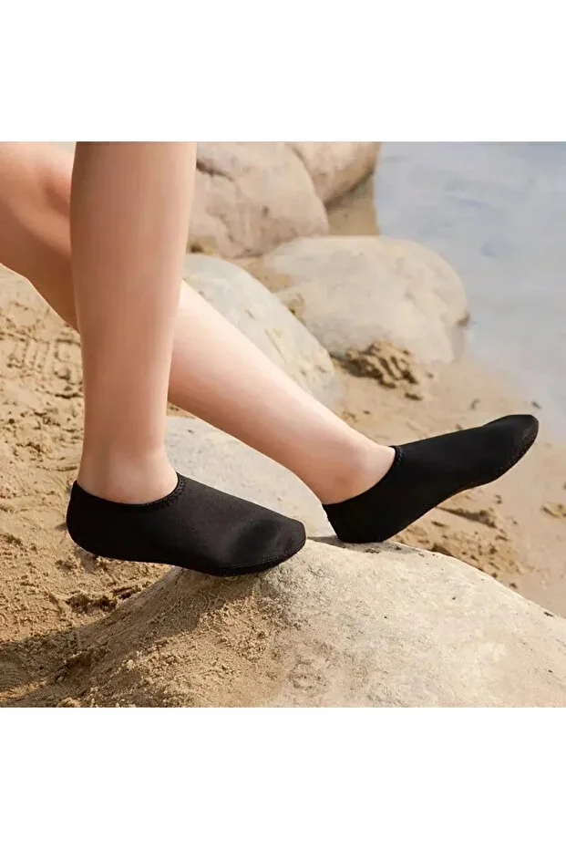 Unisex Non-Slip Sole Beach Pool Sea Sock Bootie