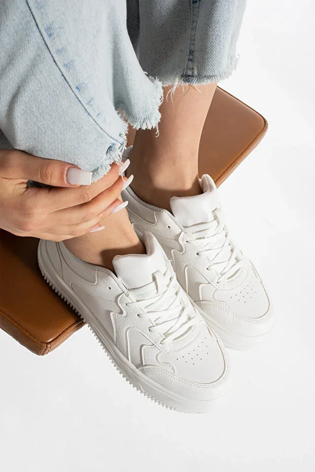 White Women's Sneaker Casual Shoes