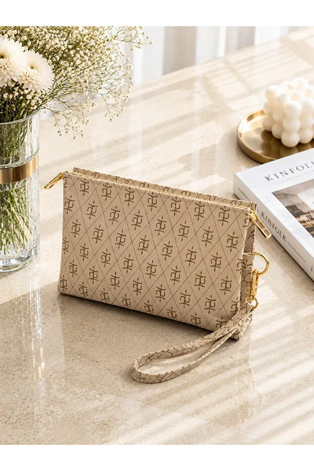 Luxury Patterned Women's Handbag Daily Use Portfolio Bag - Women's Accessory