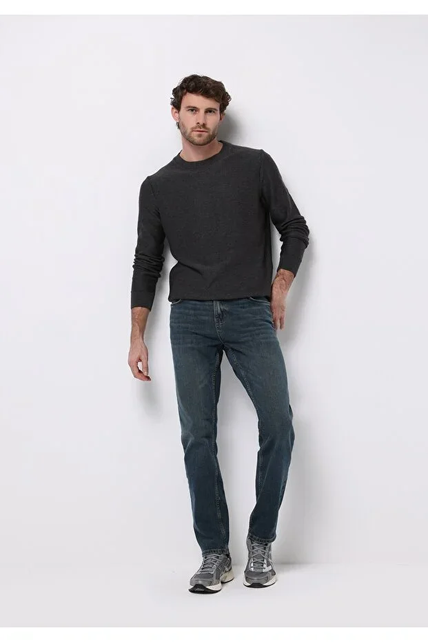Straight Fit Men's Black Jean Pants