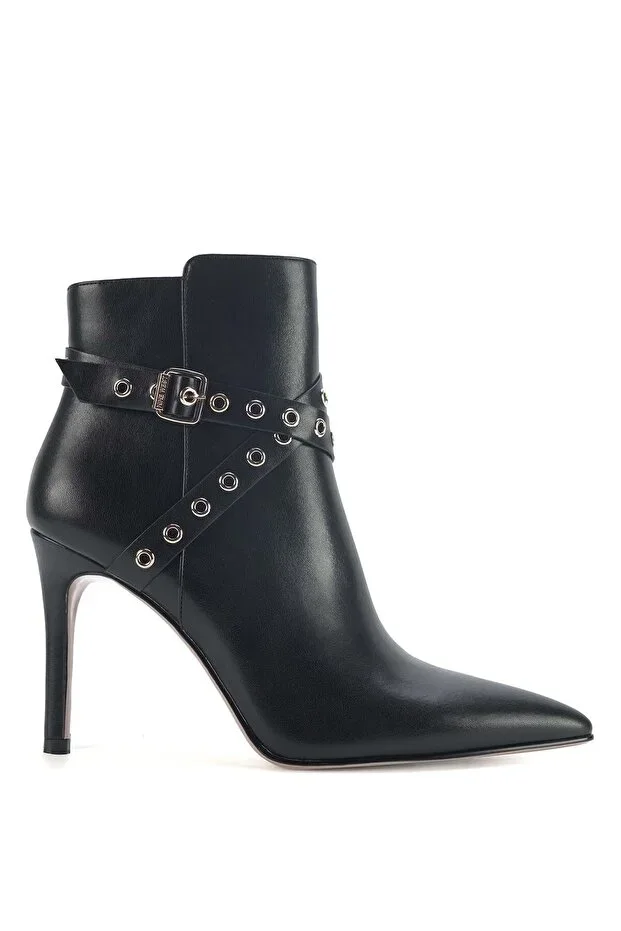 Effena 2pr Black Women's Heeled Boot