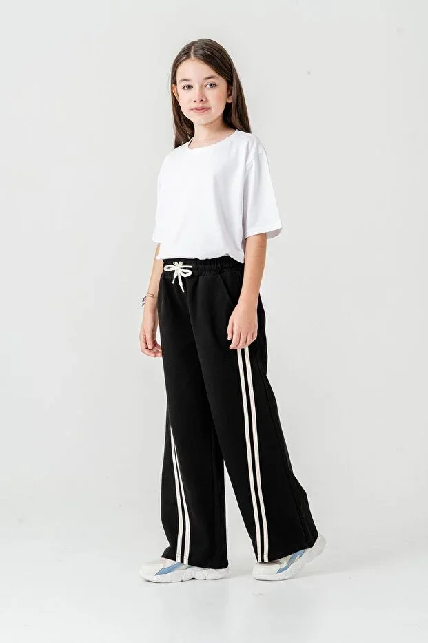 Girl's Sweatpants with Wide Legs, Herringbone and Side Stripes
