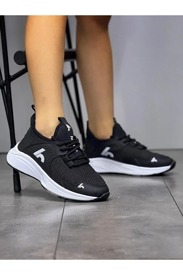 Lace-up Unisex Kids Sports Shoes - Black-White