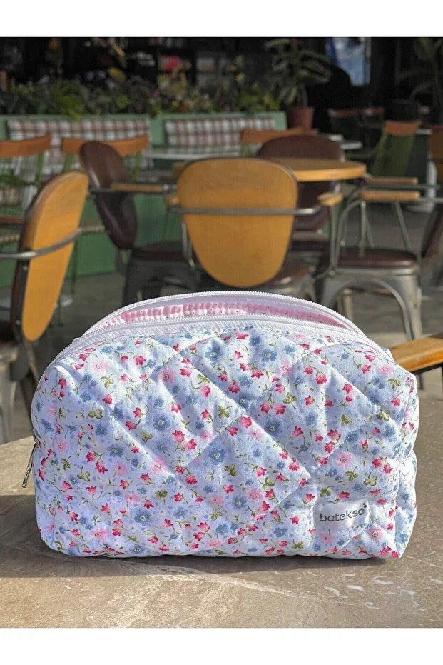 Crispy Flower Patterned Makeup Bag - Large Size