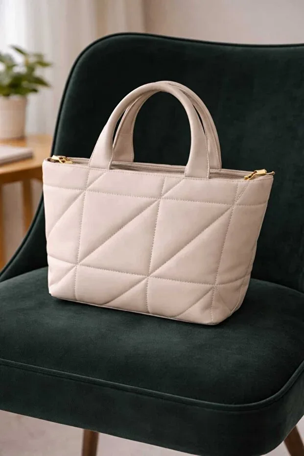 Women's Bag Quilted Pattern Daily Medium Size Hand and Shoulder Bag Cream