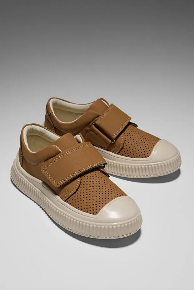 Children Unisex Camel Velcro Comfortable Fit Sneaker