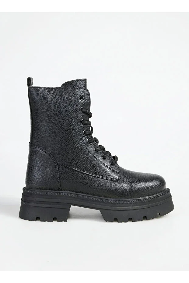 Black Women's Boot CLOE