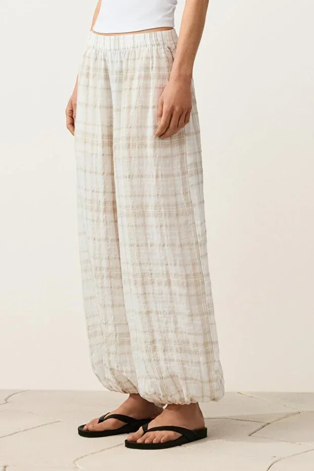 Oysho 100% Linen Bloomer Trousers