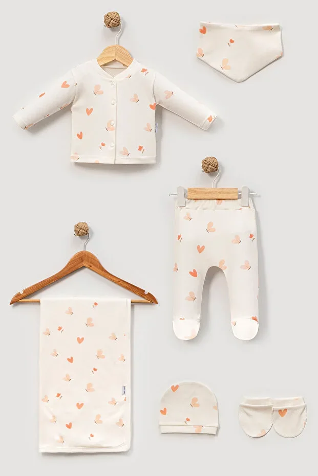 %100 Cotton 6-piece Heart Print Newborn Hospital Exit Baby Clothes