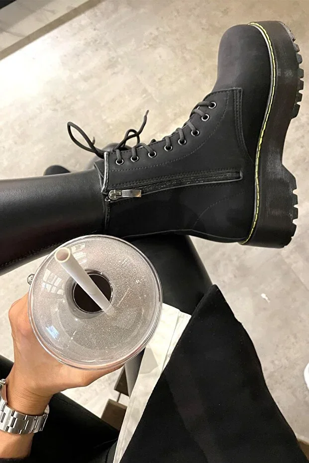 Matte Black Women's Boot & Bootie K02578000309